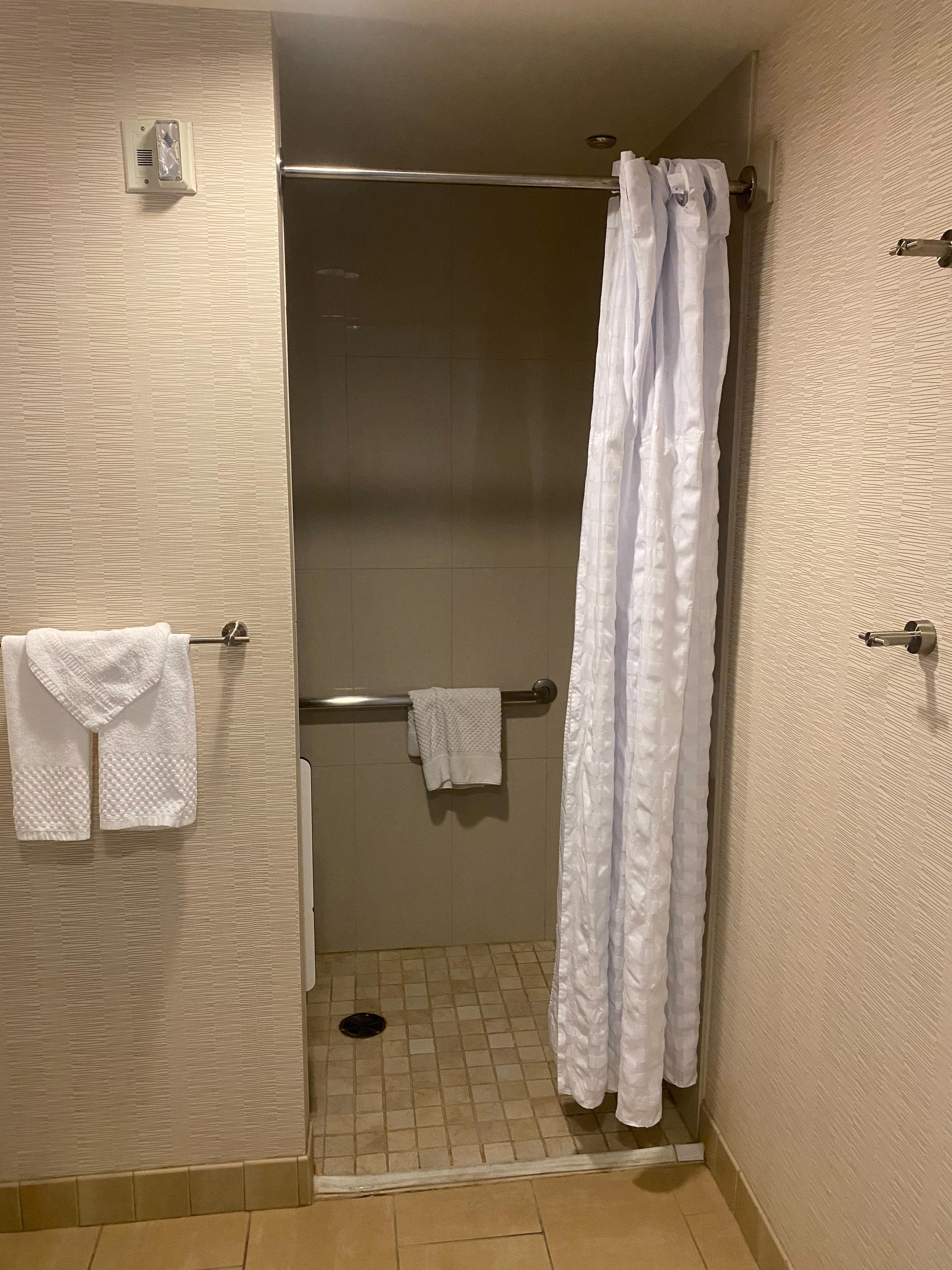 Embassy Suites Ontario - Airport Екстер'єр фото