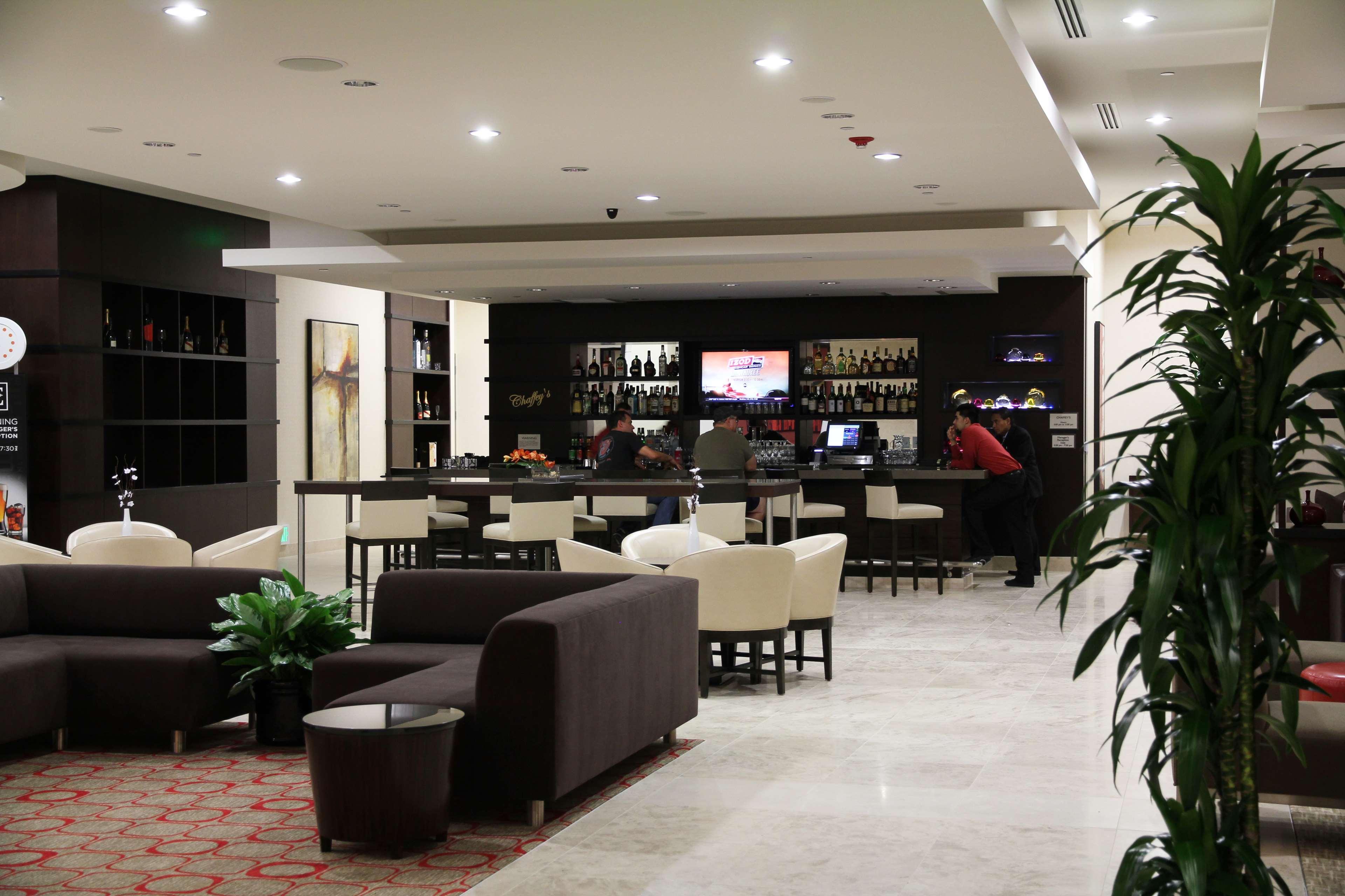 Embassy Suites Ontario - Airport Інтер'єр фото