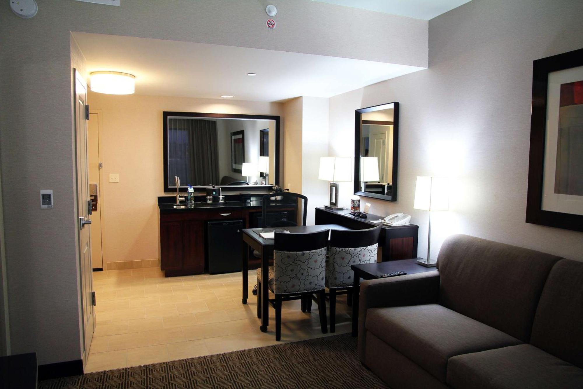 Embassy Suites Ontario - Airport Екстер'єр фото