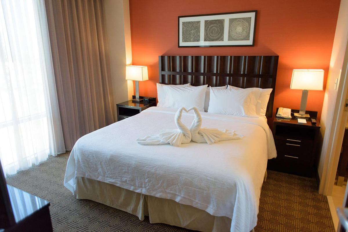 Embassy Suites Ontario - Airport Екстер'єр фото